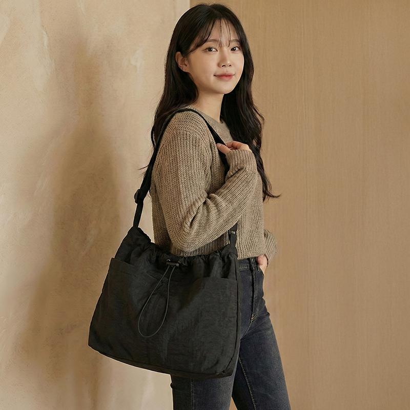 데일로엔 여성 데일리 크로스백 캐주얼 숄더백 가벼운 나일론 가방 6,000원