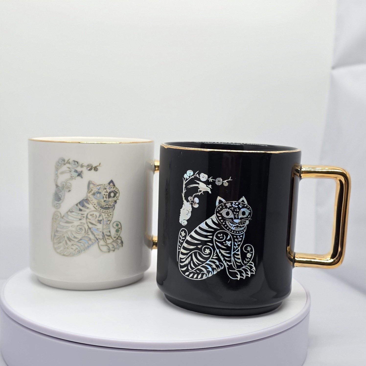 골드드림24k 호작도 자개 머그컵 외국인선물 집들이선물 1p, 2p, 1세트, 호작도 머그 (화이트+블랙) 85,800원