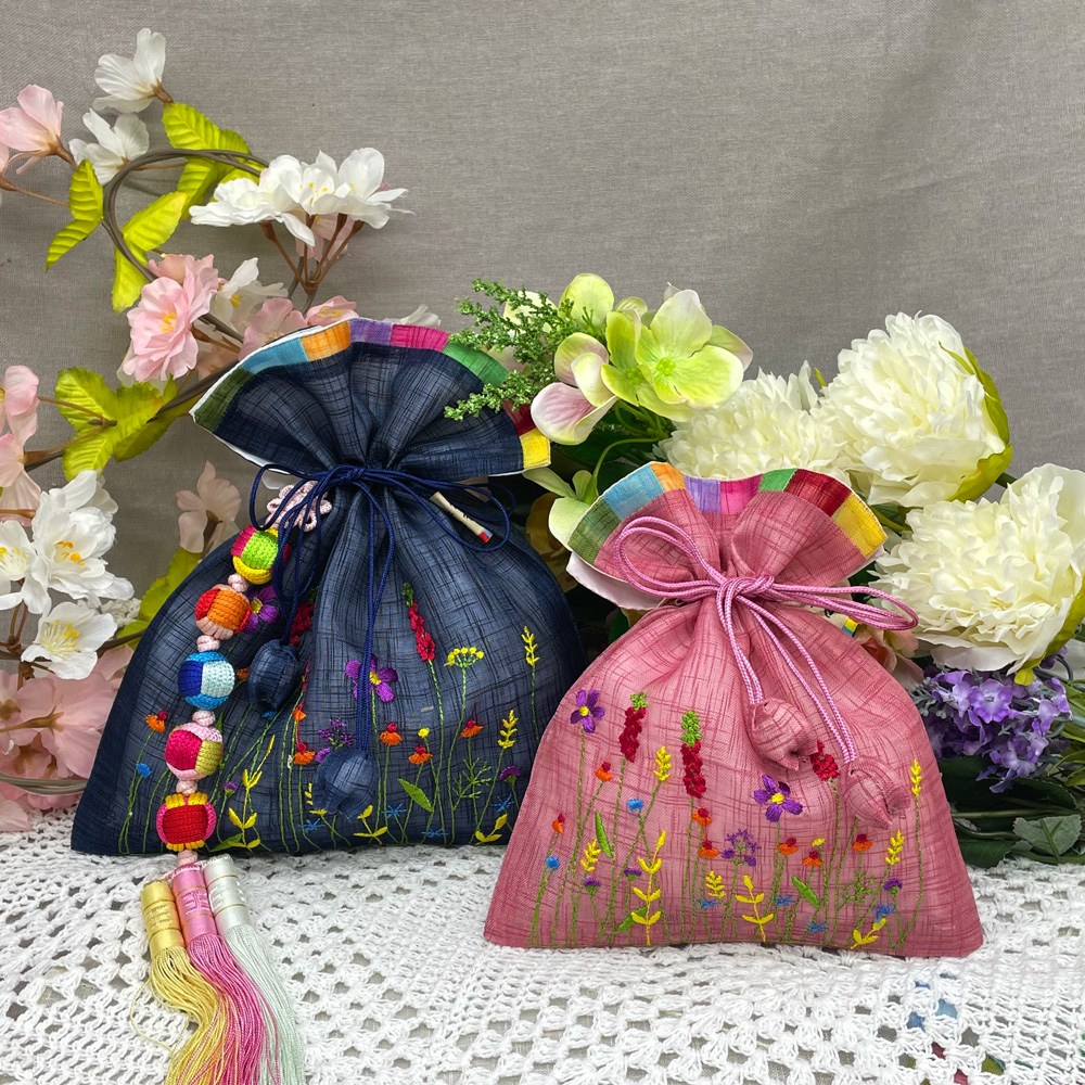 [예원콜렉션] 고급 모시 들꽃 자수 복주머니 외국인선물 답례품 5,200원