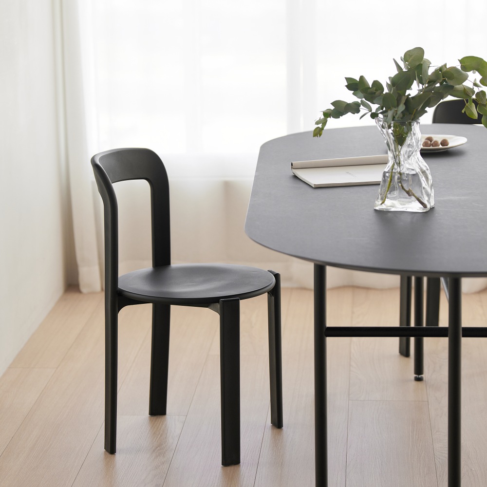 메종드꼼마 피노 체어 98,800원