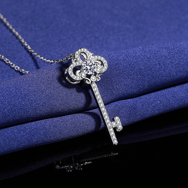 Ramlove 18k 도금 화이트골드 사랑키 목걸이 여성 목걸이 GRA 인증 프러포즈기념일 선물 생일선물 XSD028 108,800원