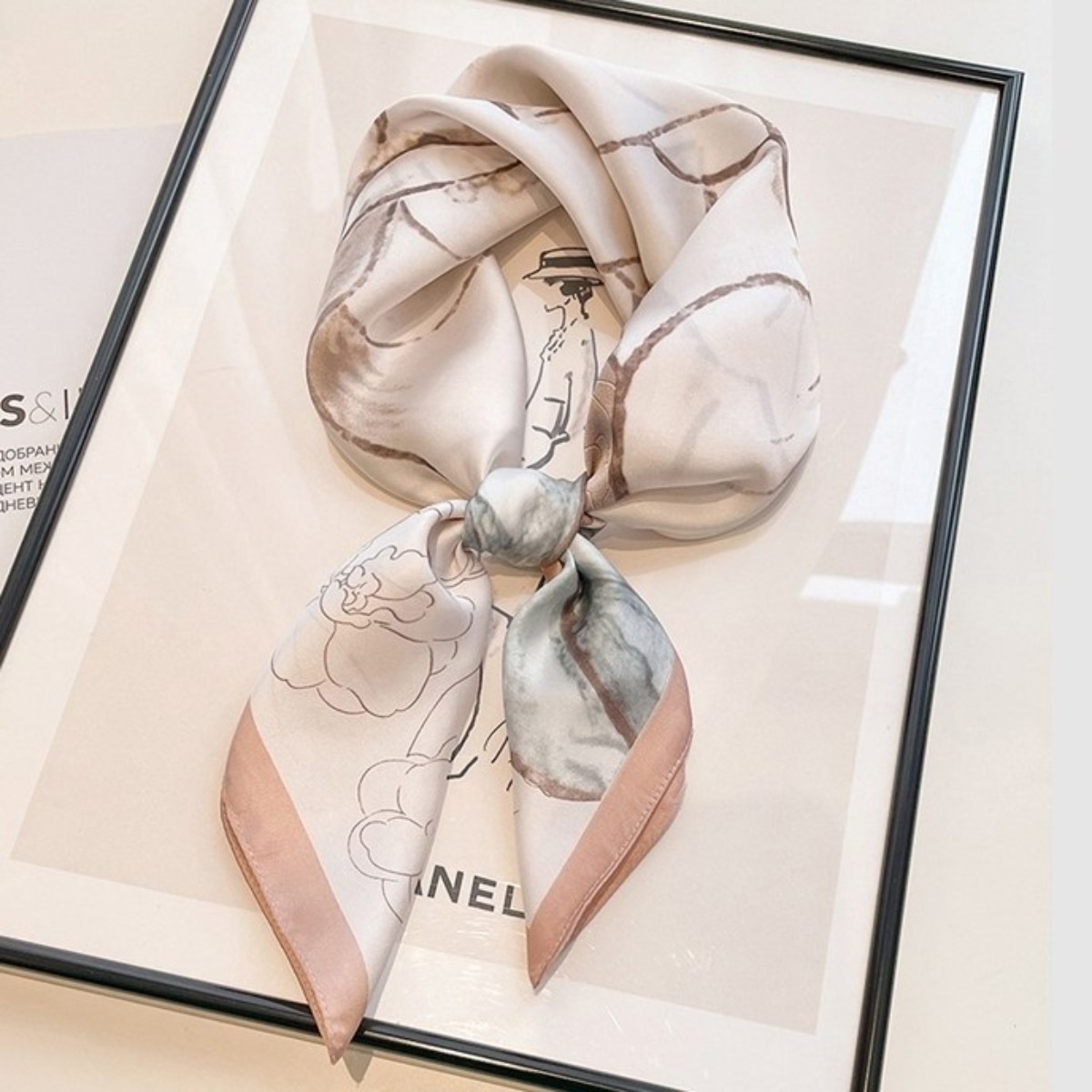 핸도라 패션 쁘띠 사각 스카프 봄 가을 5,900원