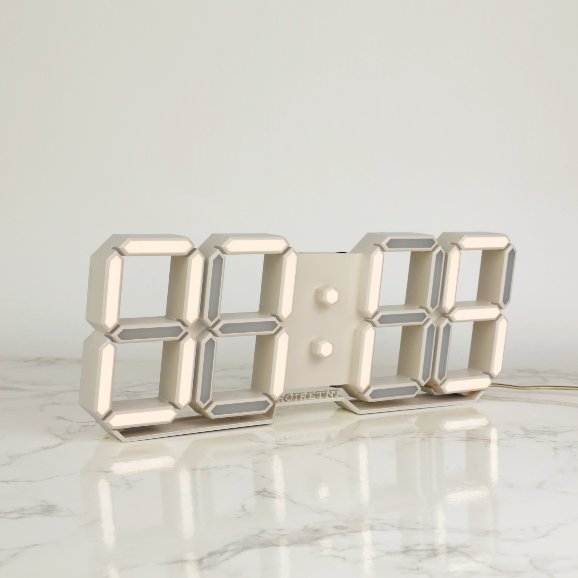 로이레트니 테이블 반투명 LED시계 3m, 크림 54,000원