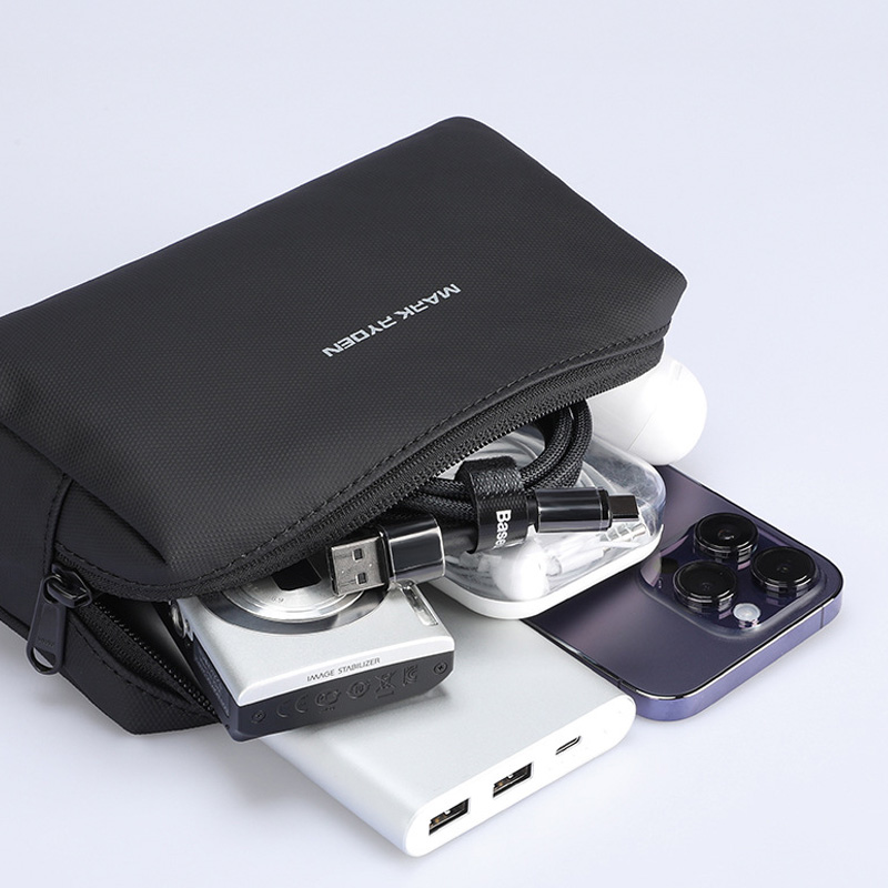 마크라이든 캐럿 테크 파우치 파우치 가방 15,500원