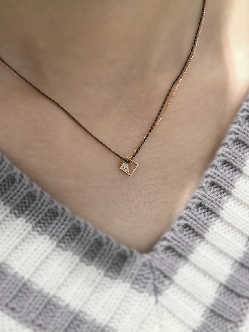 미미민 14k 18케이 심플 금 체인 데일리 20대 30대 여자 결혼기념일 명품 생일선물 추천 블랙 사각 두줄 초커 목걸이 티뷰츄 582,400원