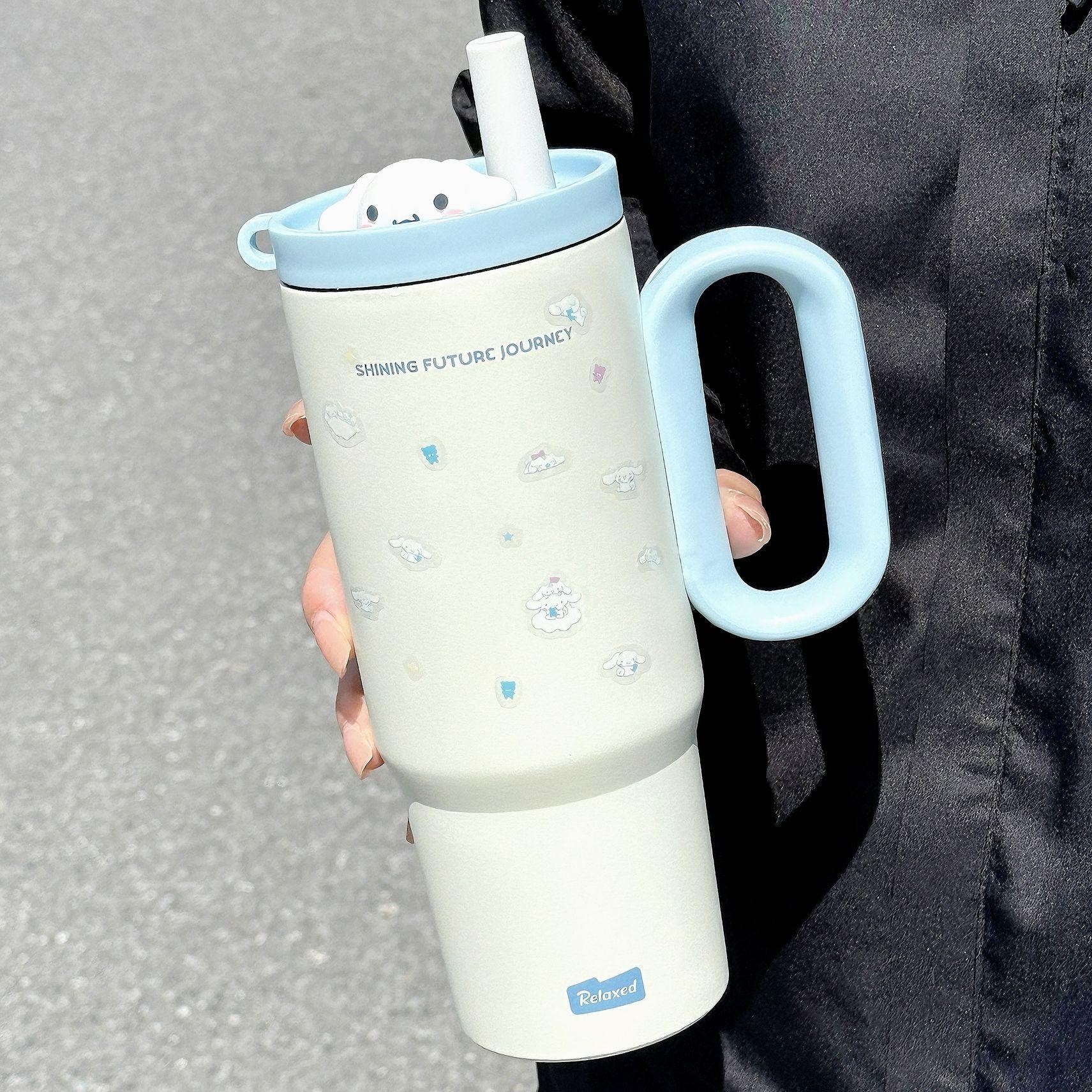 오브비 키티텀블러 냉수 컵 손잡이 빨대 물컵 대형 손잡이텀블러 대용량텀블러, 1개, 1L, 블루 시나모롤 인형 시나모롤 31,700원