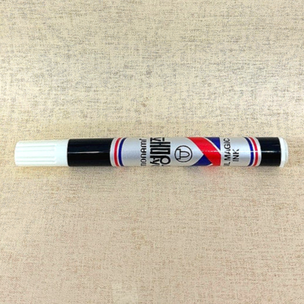 모나미 유성매직 흑색 800원