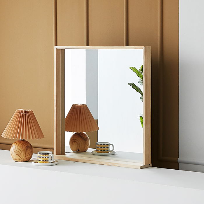 이즈하임 케이트 스탠드 원목 화장대 거울 600 43,000원