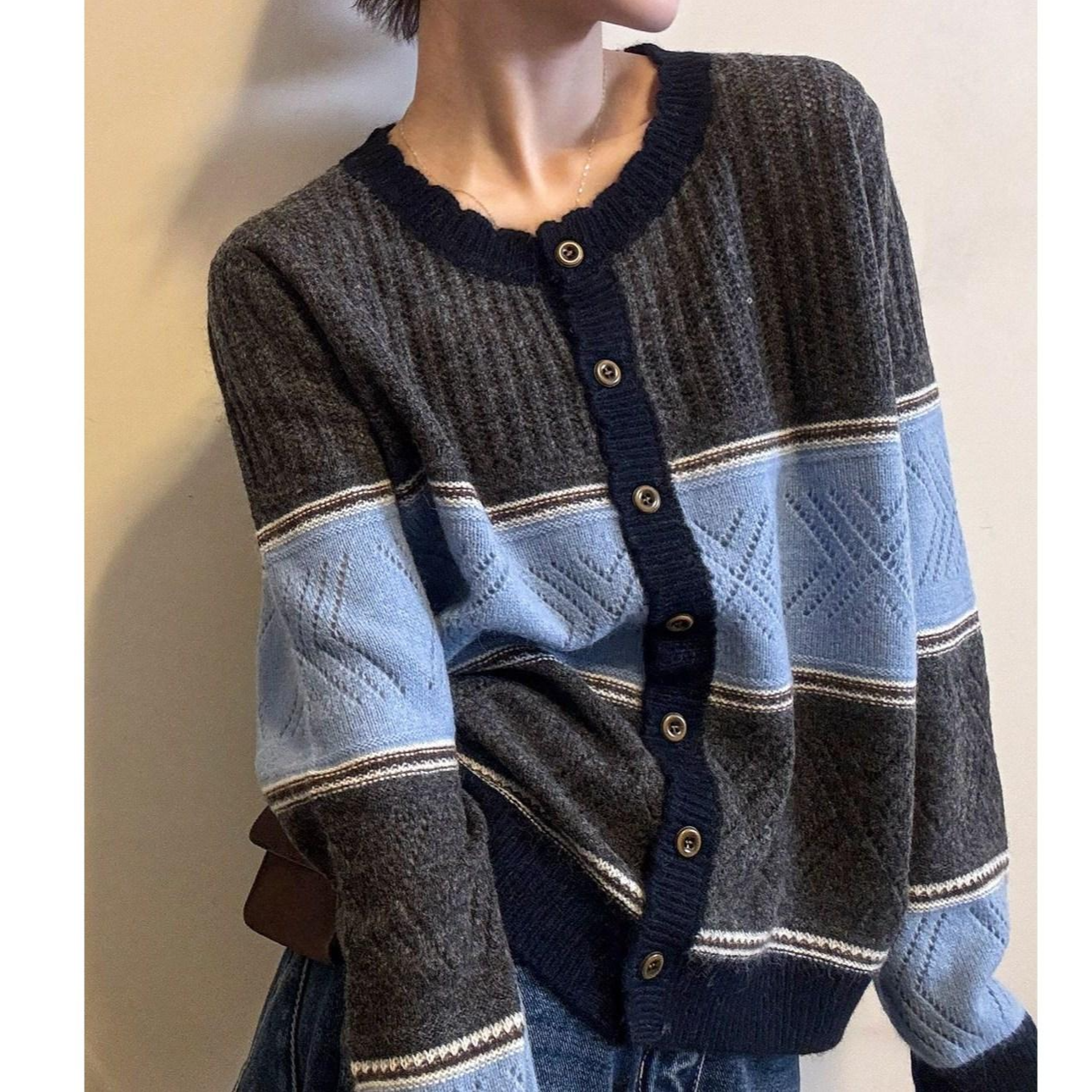 빅사이즈 여성 배색 펀칭 니트 가디건 봄 가을 여자 니트 아우터 자켓 27,900원