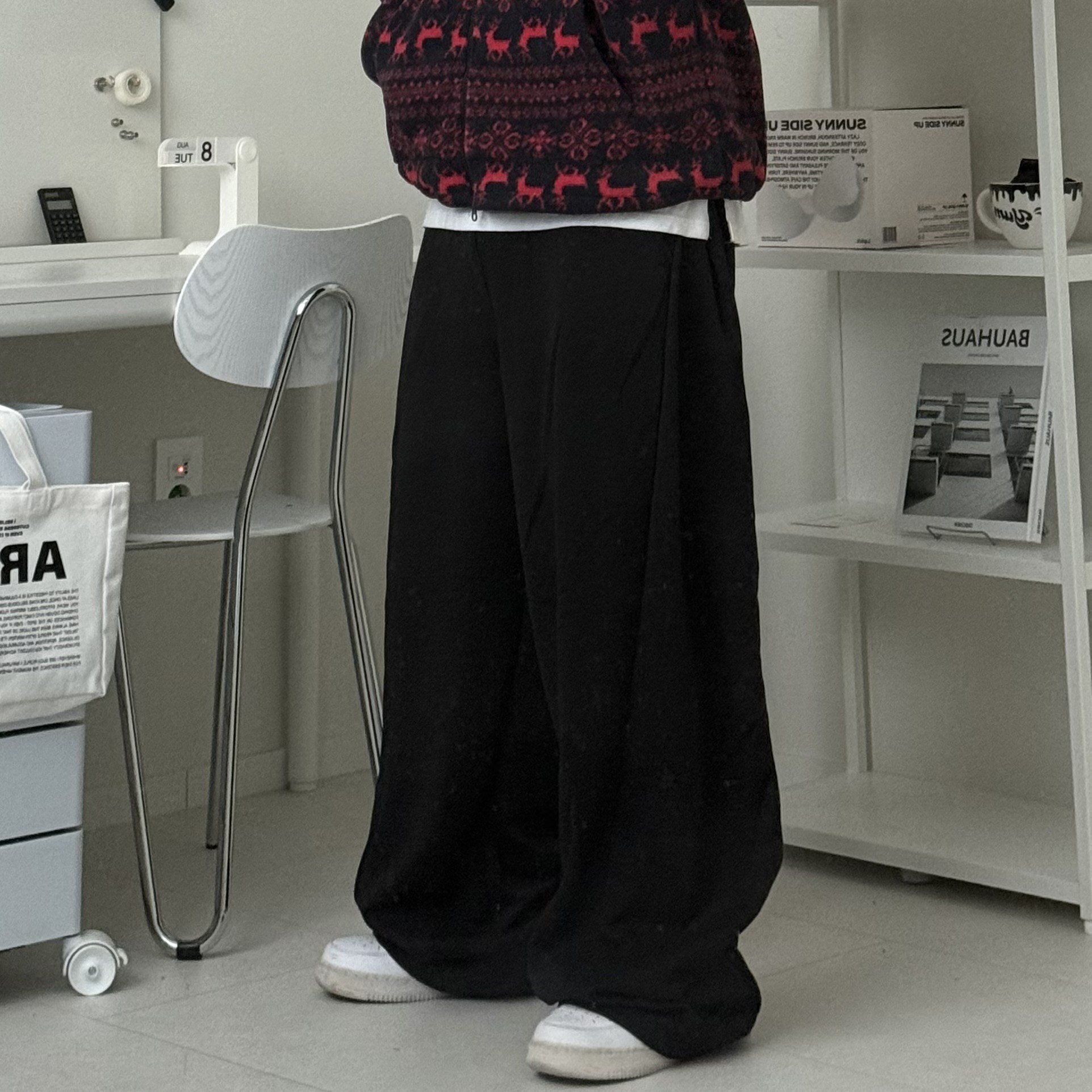 르위 벌룬 사이드핀턱 와이드 트레이닝팬츠 밴딩 빅사이즈 추리닝바지 19,900원