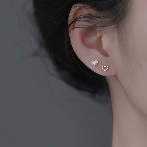 에르모사제이 E165 실버 925 시밀러 미니 큐빅 하트 은 귀걸이 17,900원