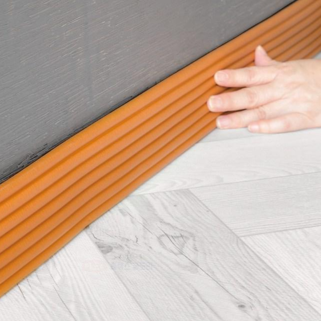 플렉스 굽도리 쿠션 몰딩 보호대 5미터 잘라쓰는 연질 안전가드 걸레받이 완충 안전 보호 모서리보호 14,600원