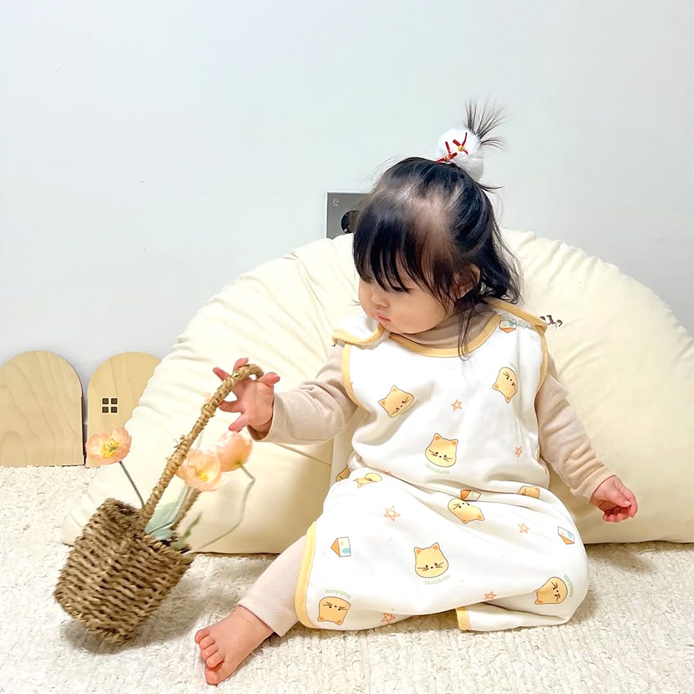 마롤로뜨 빌리지 극세사 아기 수면조끼 아기내의 실내복 겨울 유아잠옷 보온 18,000원