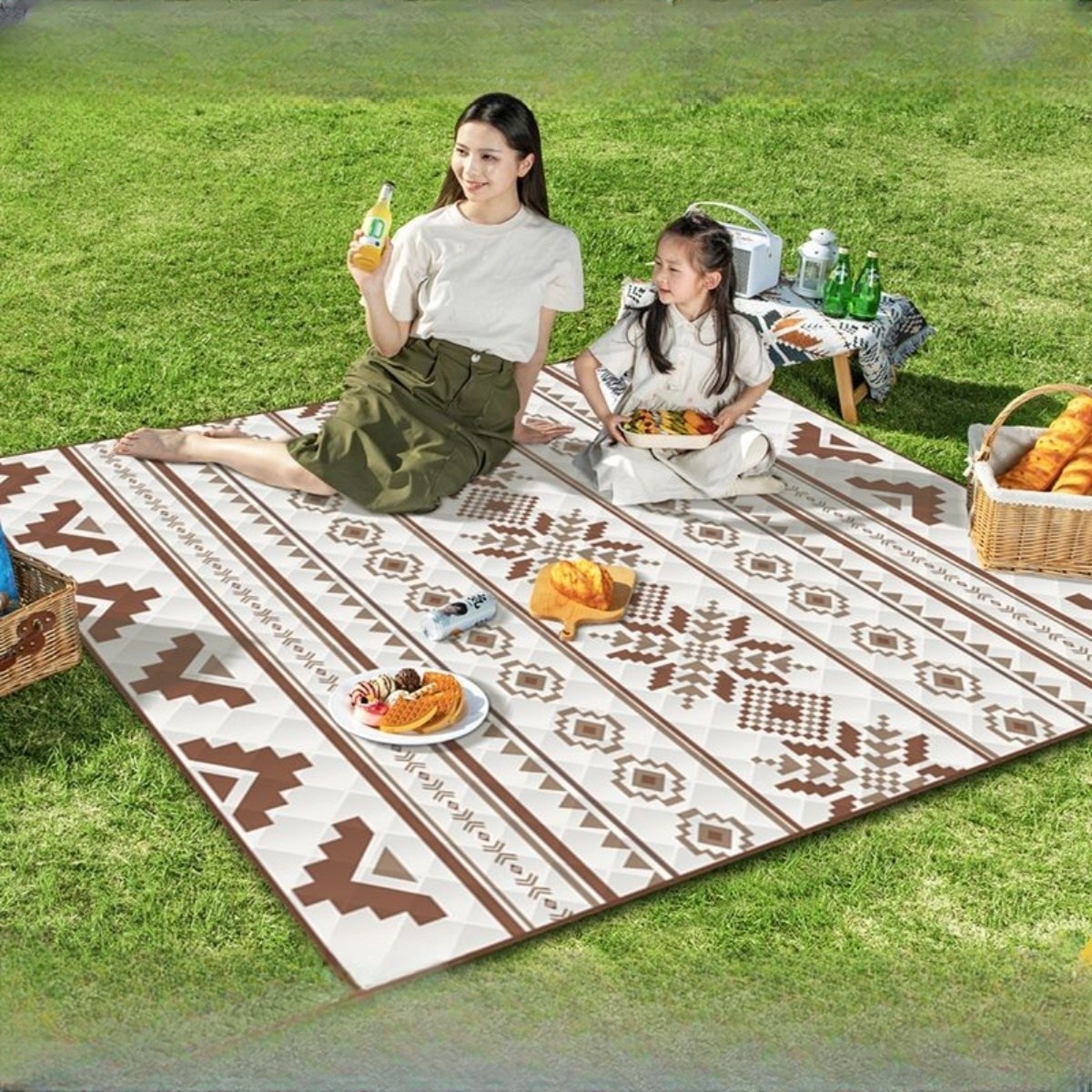 시스슈 피크닉매트 푹신한 프리미엄 방수원단 야외 캠핑매트 33,900원