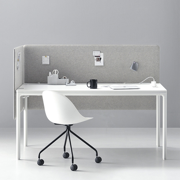 [두닷] 콰트로 1600 펠트 스크린 / 파티션 250,000원