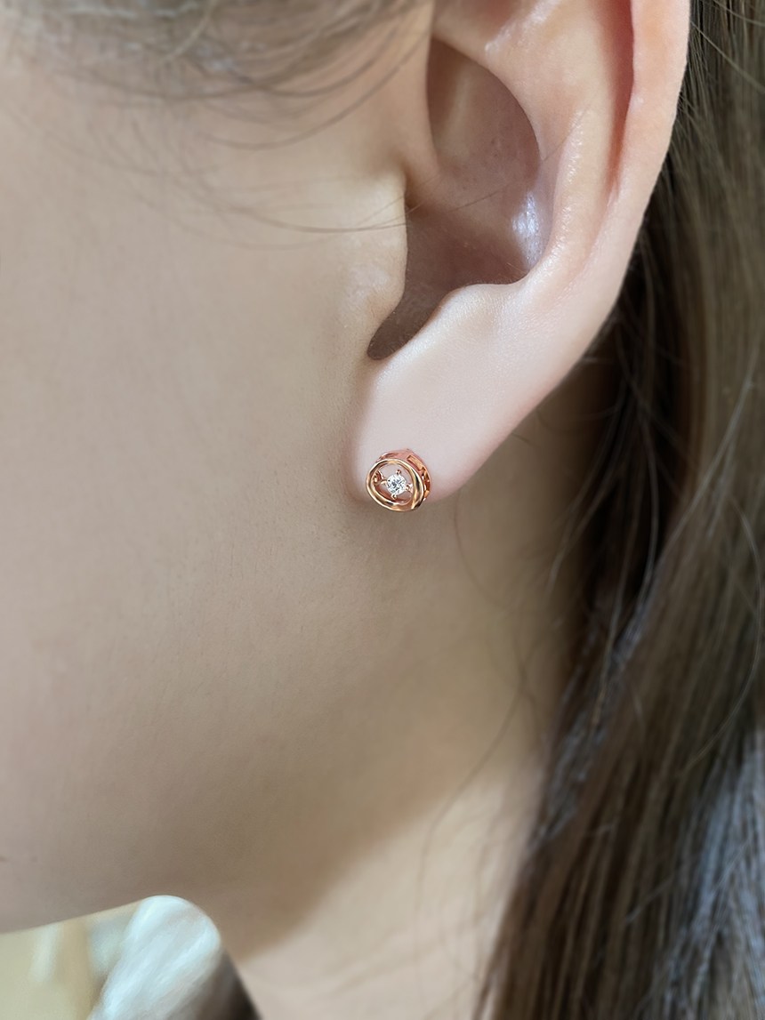 미미민 14k 18케이 심플 데일리 20대 30대 40대 50대 여자 결혼기념일 금 댄싱스톤 라운드귀걸이 라운스타 273,000원