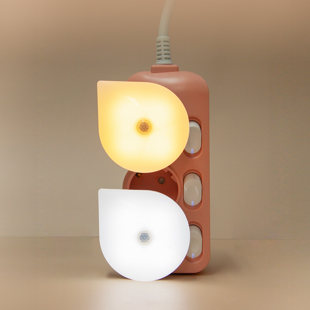 콘센트형 퐁퐁 LED취침등 광센서 모션센서 수유등 무드등 조명 5,800원