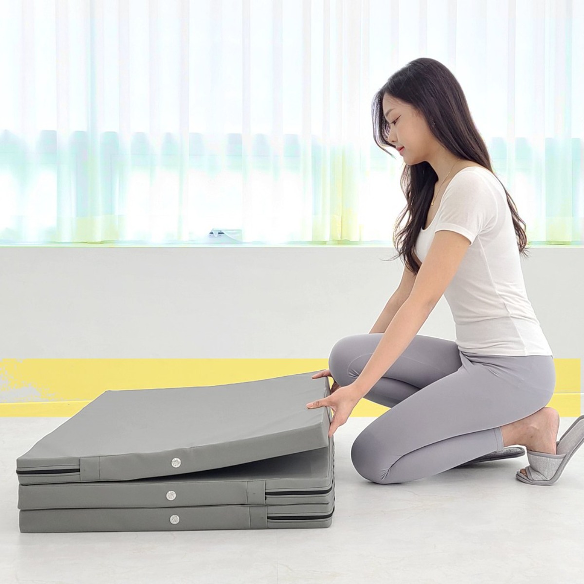[허리에좋은] 꾸민가 3단 접이식 매트리스 탄탄한 단단한 군용 매트 자취방 원룸 바닥 토퍼, 그레이, 7cm 149,800원