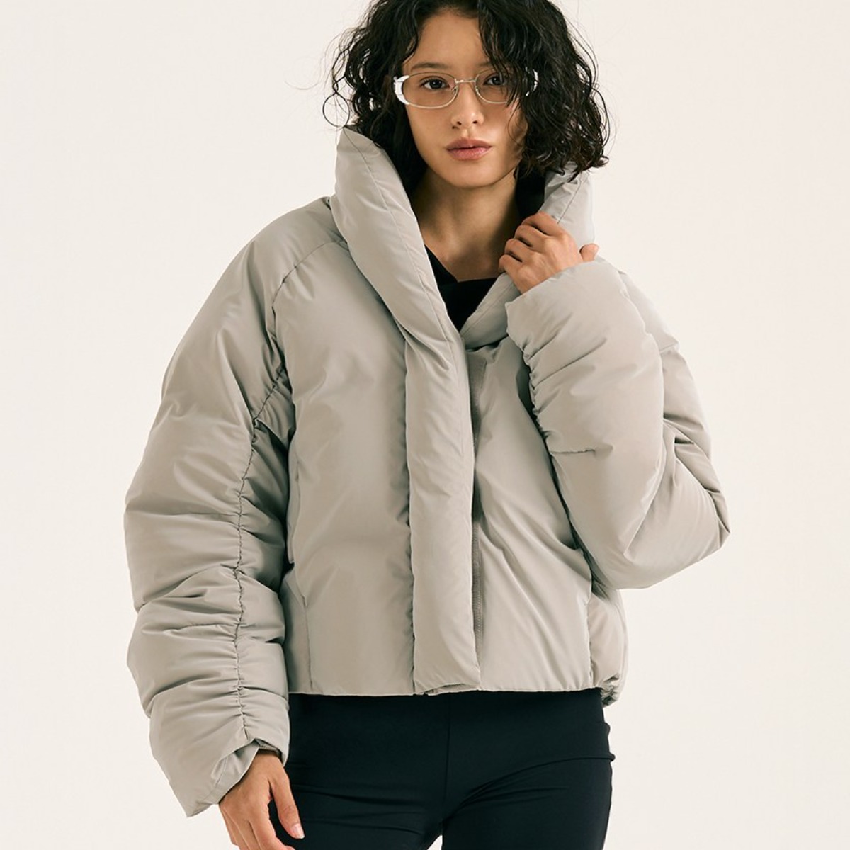 [콘치웨어] 숄카라 셔링 다운 패딩 (4colors) 필라테스 요가 189,000원