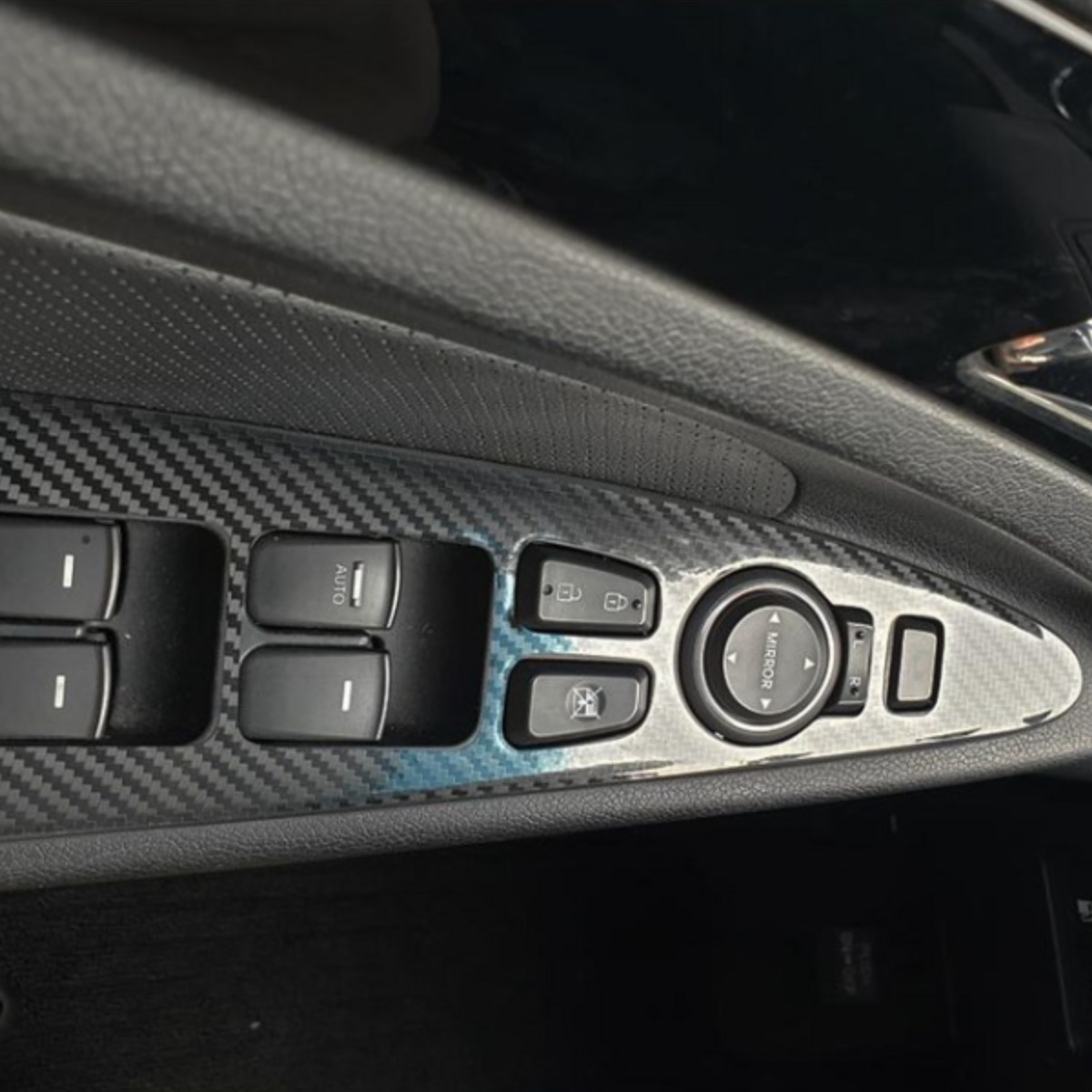 카프리 YF쏘나타 윈도우스위치 카본 데칼 스티커, 유광카본그레이 25,000원