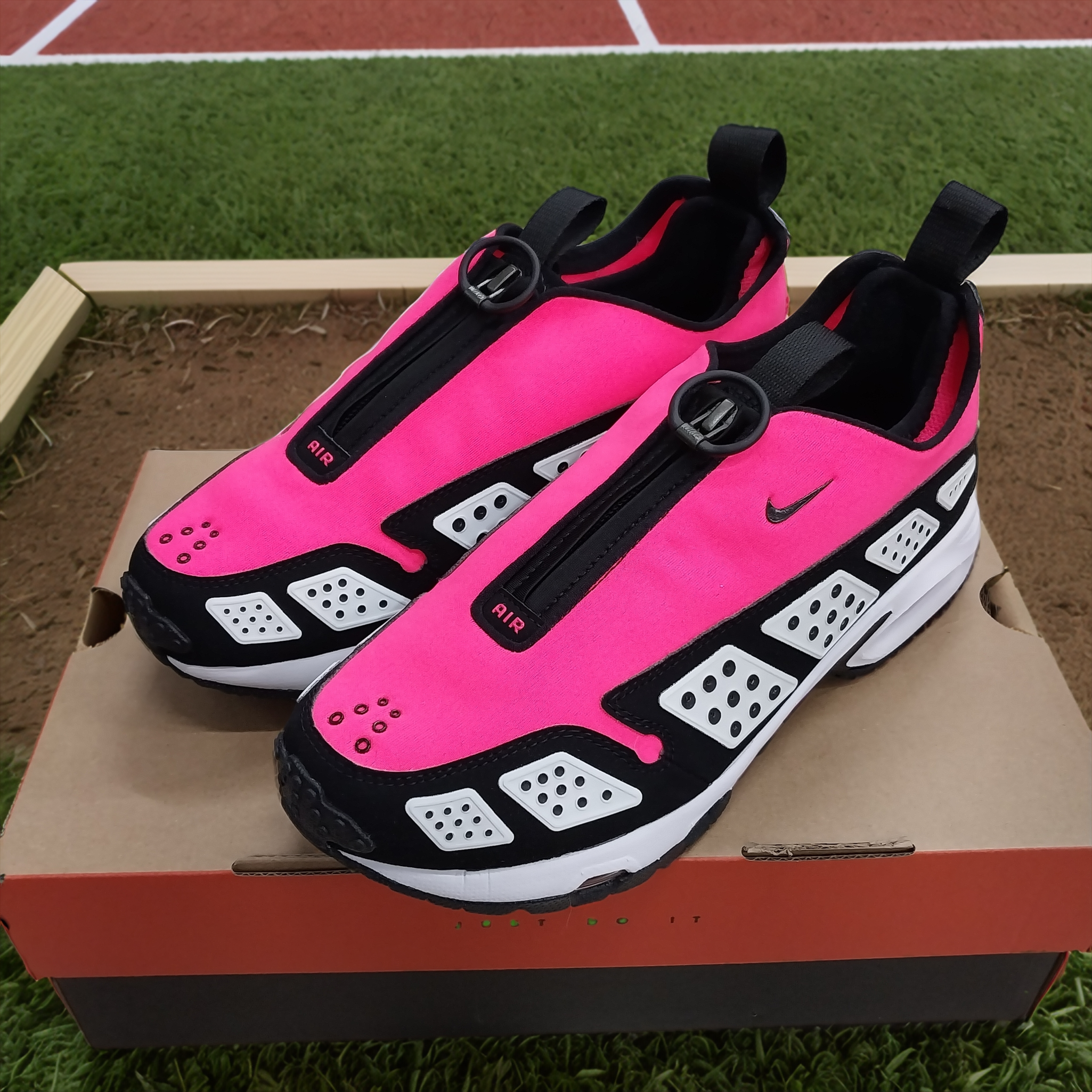 나이키 에어맥스 SNDR 하이퍼 핑크 앤 블랙 분홍 검정 여성용 스니커즈 운동화 조깅화 런닝화 워킹화 등산화 신발 74,800원