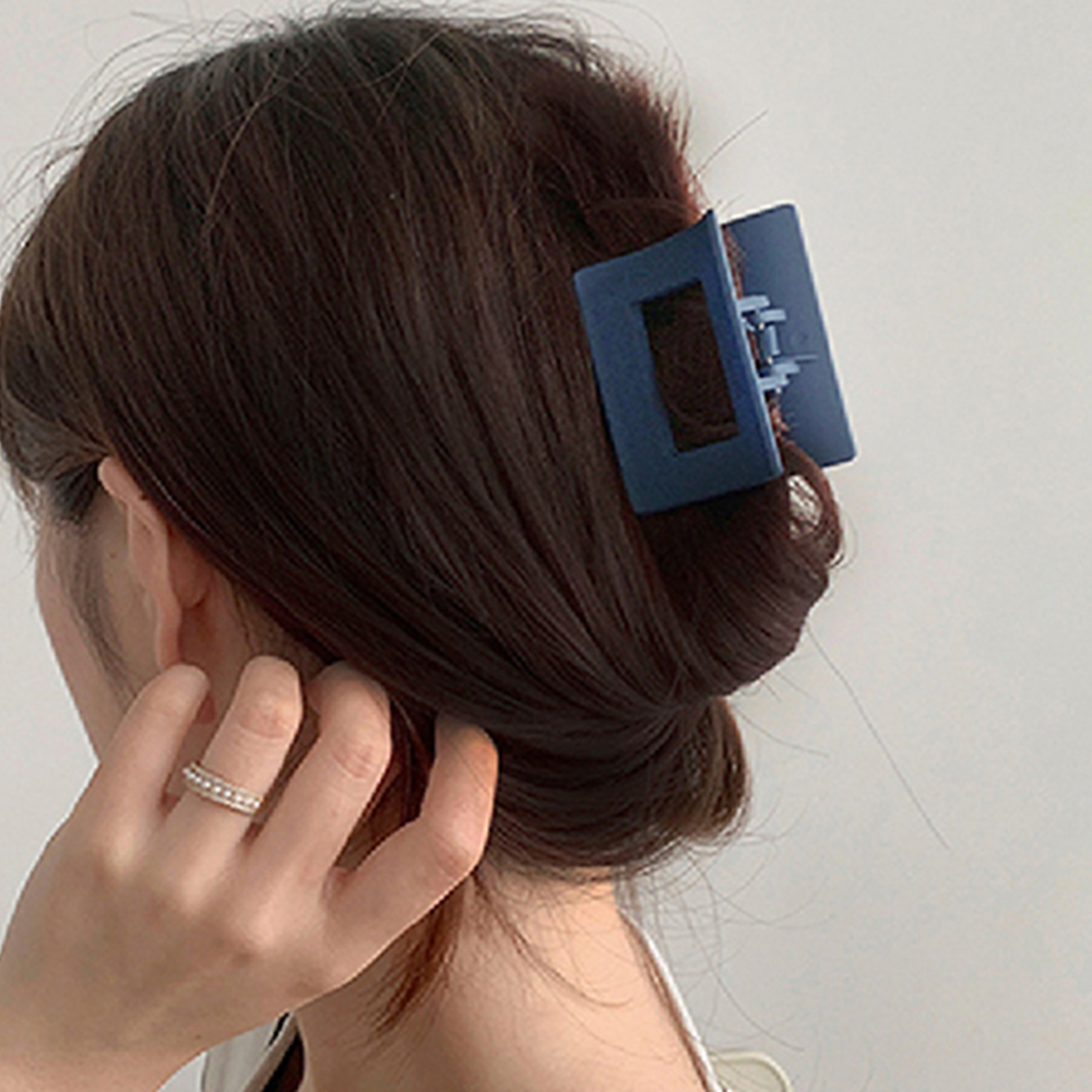 젤루나 무광 사각 반묶음 집게핀 H-39 4,800원