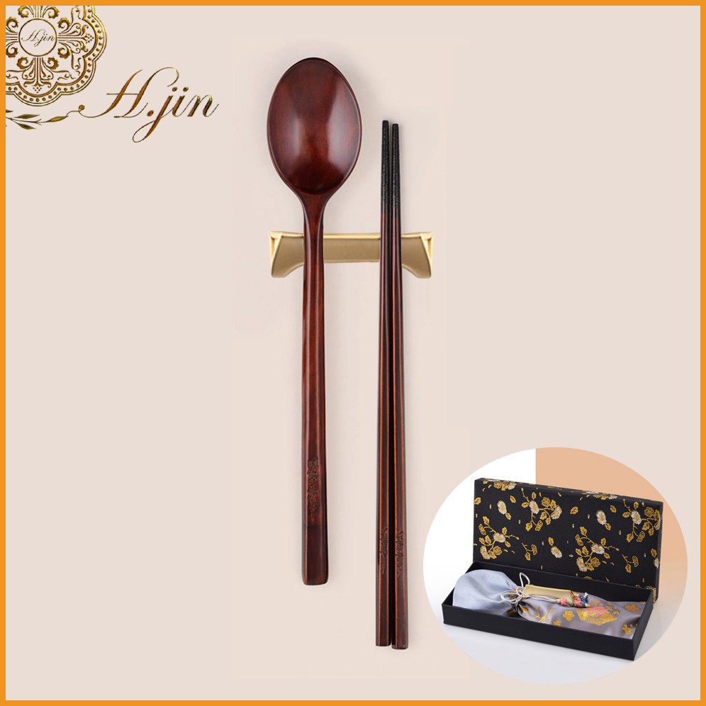[라몽] H.jin 현진 달맞이 고운 매화 국산 옻칠수저 1인세트 (수작업 나무 우드 숟가락 젓가락) 고급 한국 전통 선물 기념품 답례품 인사동 64,000원
