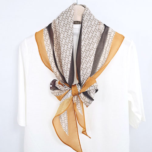 빅 벨트 마름모 스카프 가을 신상 여성 스카프 까레 어깨숄 빅사이즈 다이야 스카프겸용 머플러 24,500원