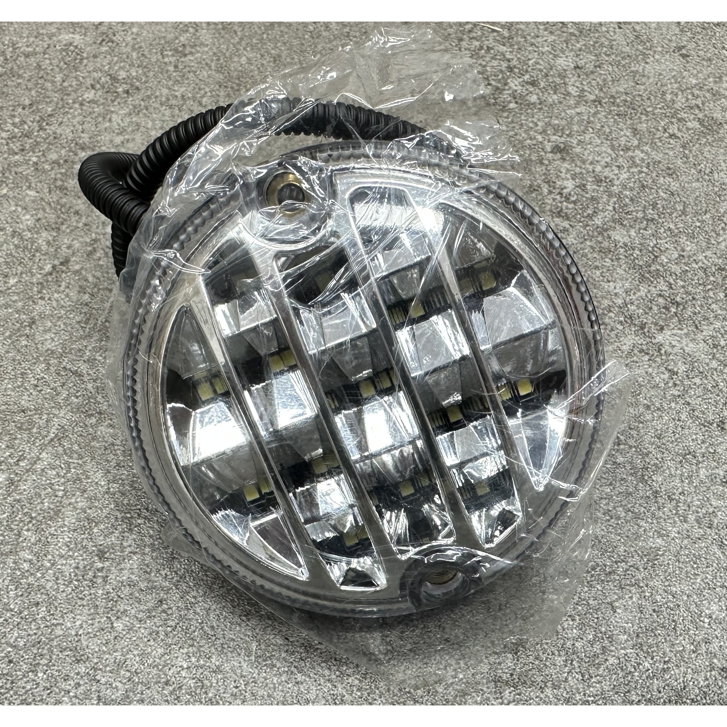 JG-1104 볼보 콤비램프 후진, 36mm, 1개 54,000원