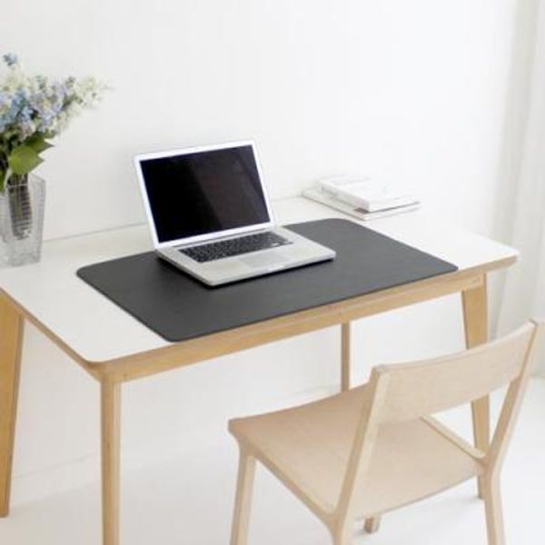 리더스토어 대한민국 가죽 메탈 데스크매트 대형 80cm 다크브라운 66,000원