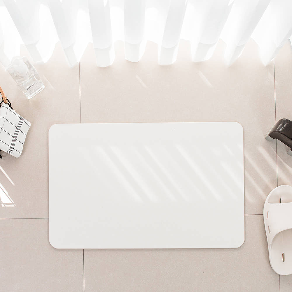 모던홀릭 규조토 발매트 7,500원