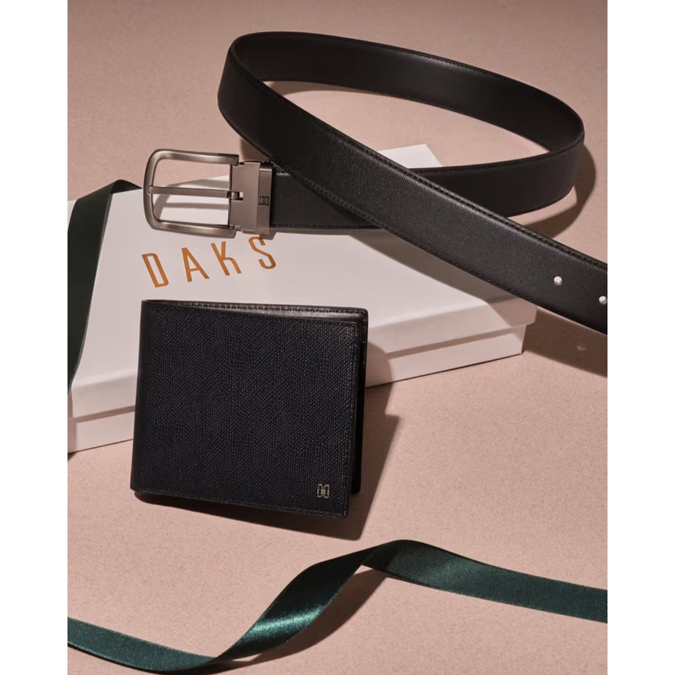 닥스>> [선물추천] 블랙 단색 소가죽 지갑벨트 세트( DBWA5F982BK ) 236,000원