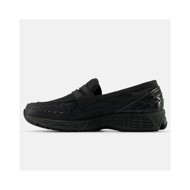 뉴발란스 1906L 스웨이드 페니 로퍼 블랙 구동화 남여공용 스니커즈(증정품 수납백) 140,000원