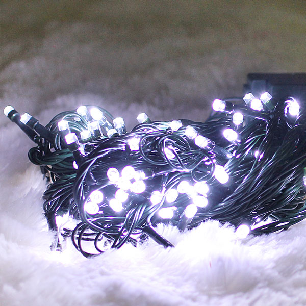 [더원스토리] 크리스마스트리 LED전구 100구(코드일체형) 인테리어등 장식 크리스마스조명 10,900원