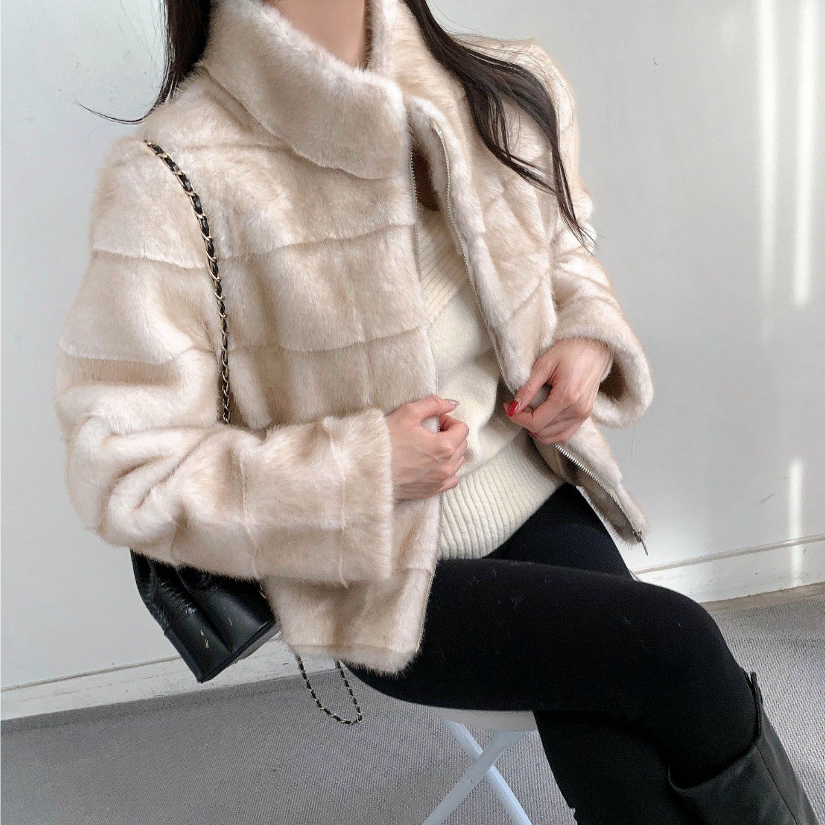 [마켓제이MARKETJ] 세이블밍크 무스탕안감 에코퍼자켓(2col) 64,900원