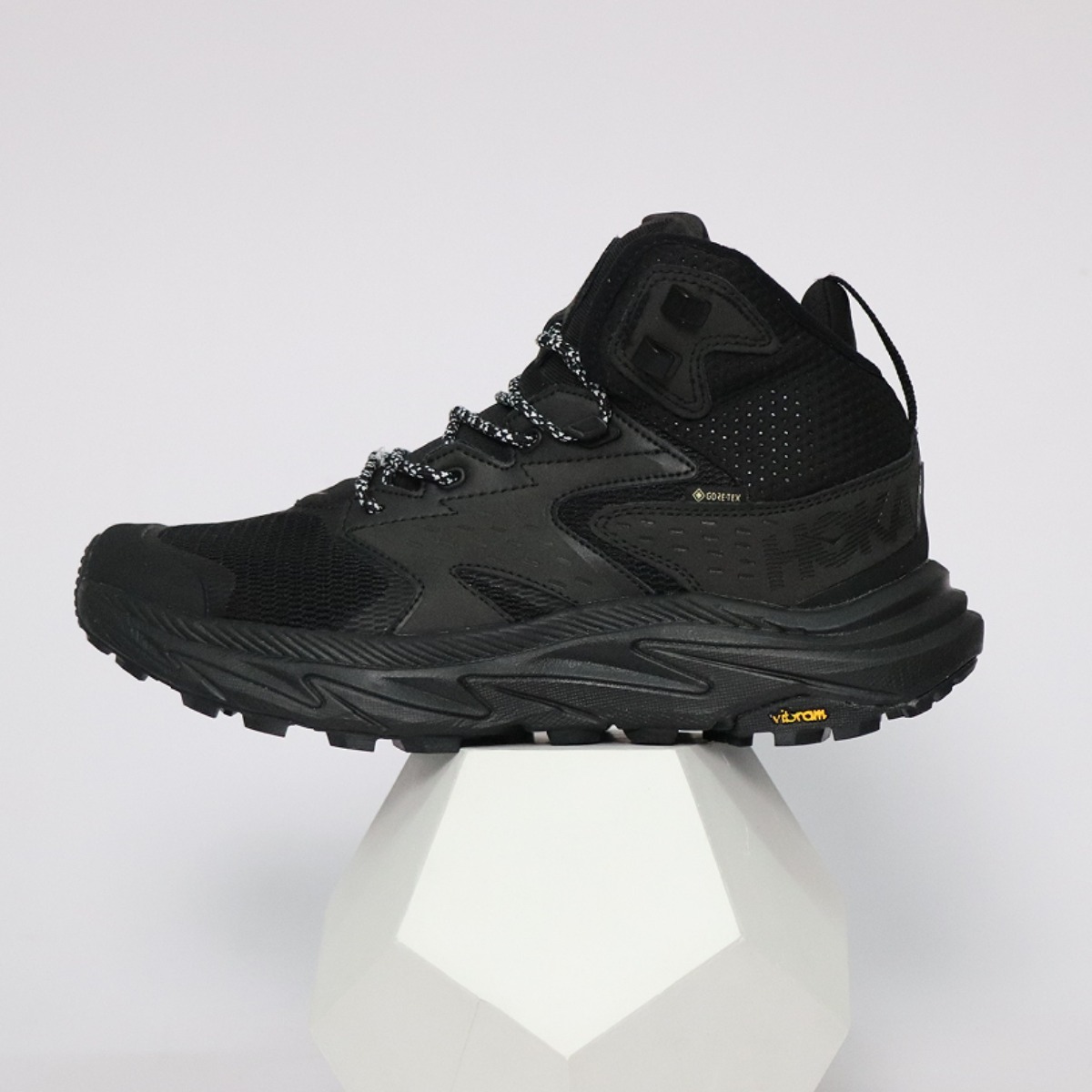 호카 아나카파 2  미드 GTX 운동화 고어텍스 남성 방수 등산화 아웃도어 트레킹화 스니커즈 클리프톤 1141633 1142831 176,880원