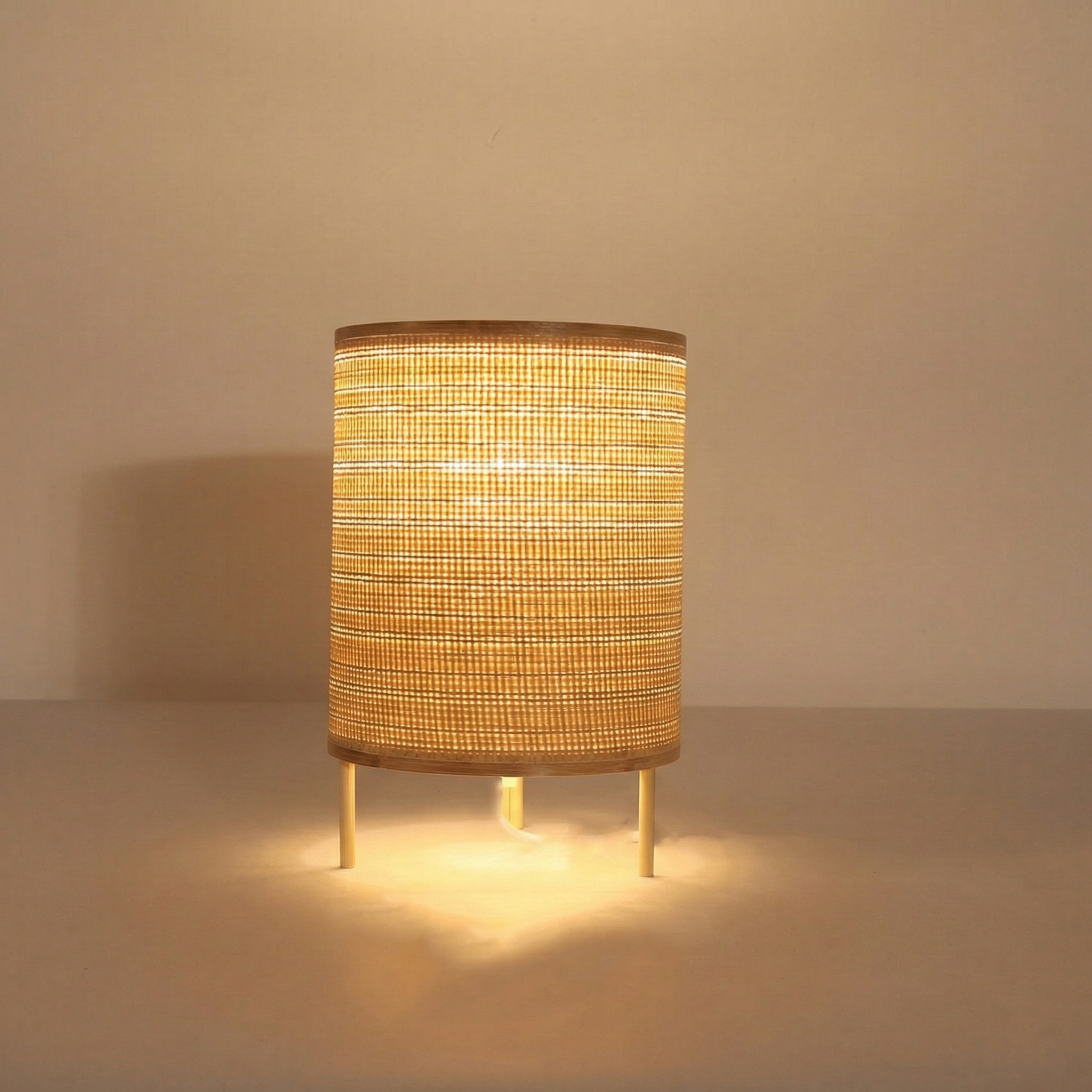 우드 무드등 단스탠드 침실 인테리어 조명 모래시계 테이블 스탠드 라탄 대나무 갓 조명 신혼부부 선물 수유조명, 라인 트리포드 28,000원