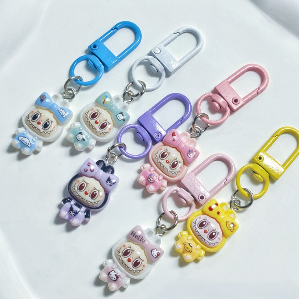 [6종세트]번블랙 캐릭터 피규어 미니 키링 휴대폰 에어팟 버즈 가방 우정 단체선물 7,900원