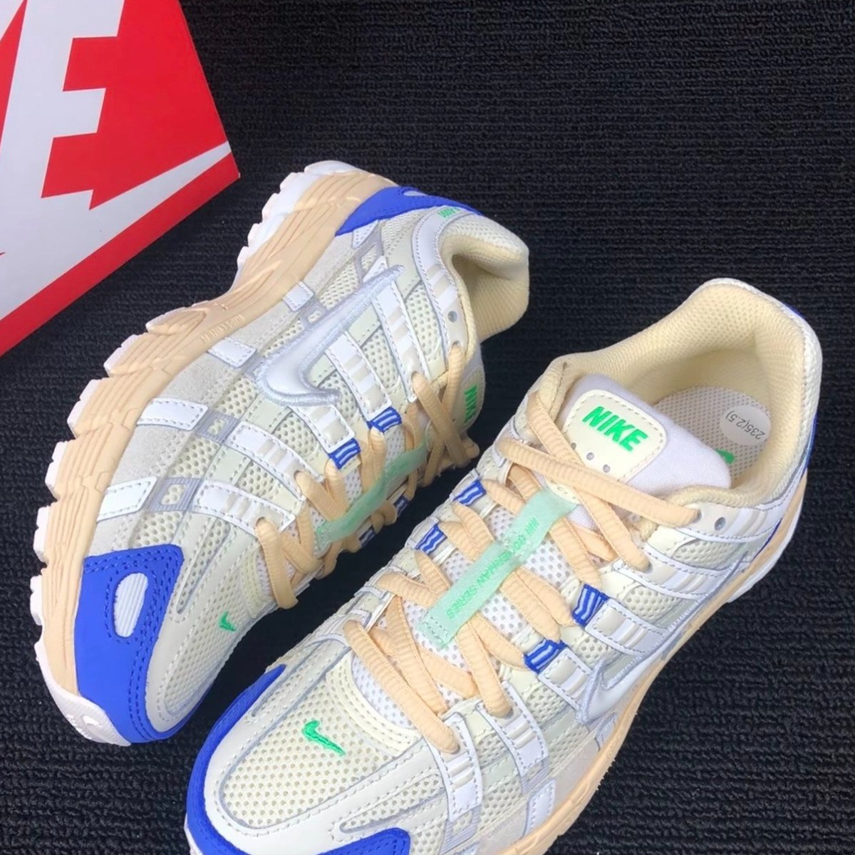 나이키 런닝화 남성 P6000 코코넛 밀크 블루 편한신발 데일리 스니커즈 남자운동화 135,000원