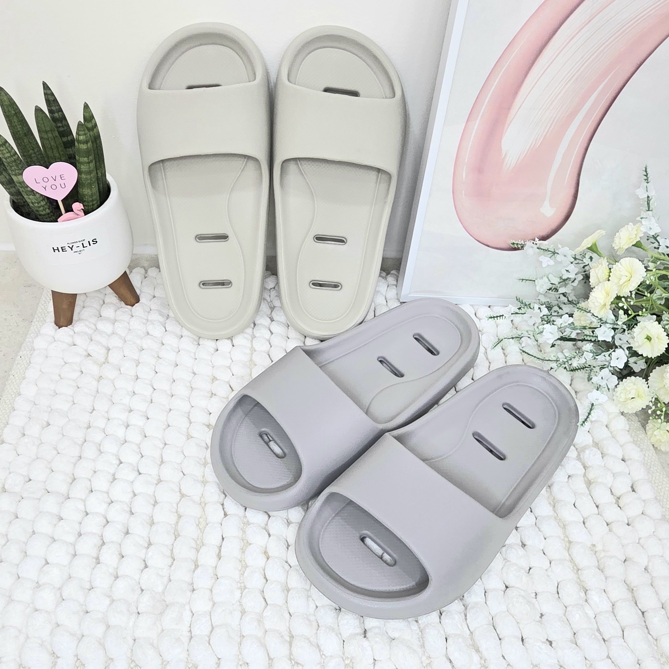 1+1 푹신한 낮은 남녀공용 국산 욕실화 미끄럼방지 물빠짐 슬리퍼 2개 11,250원