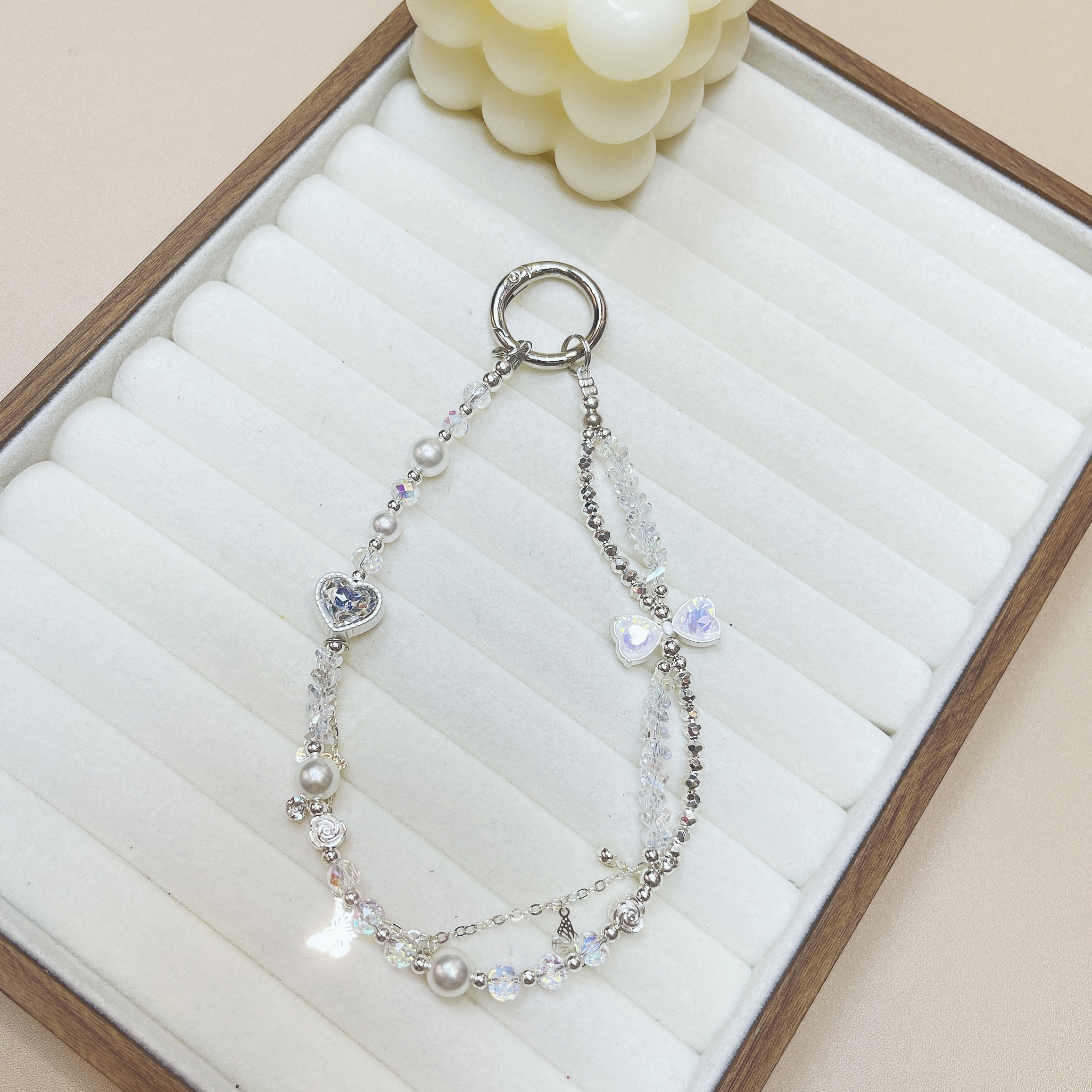 불라 핸드폰 비즈 스트랩  블링블링 하트 손목고리 키링 11,800원