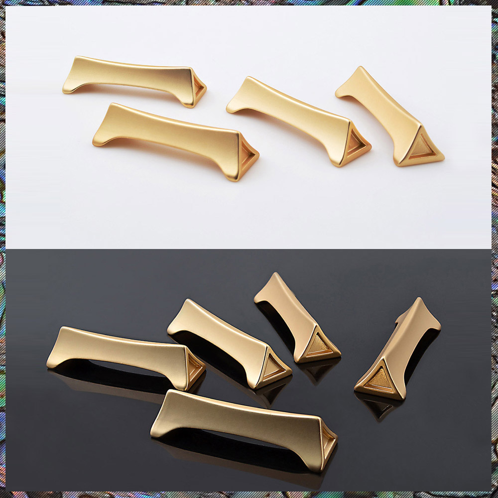 [H.jin 전통기와골드 수저받침 4개/5개 세트] 숟가락받침대 젓가락받침 외국인선물 결혼선물 집들이선물 수저받침대 받침대 숟가락받침 수저받침세트 특별한답례품 한국전통선물 39,000원