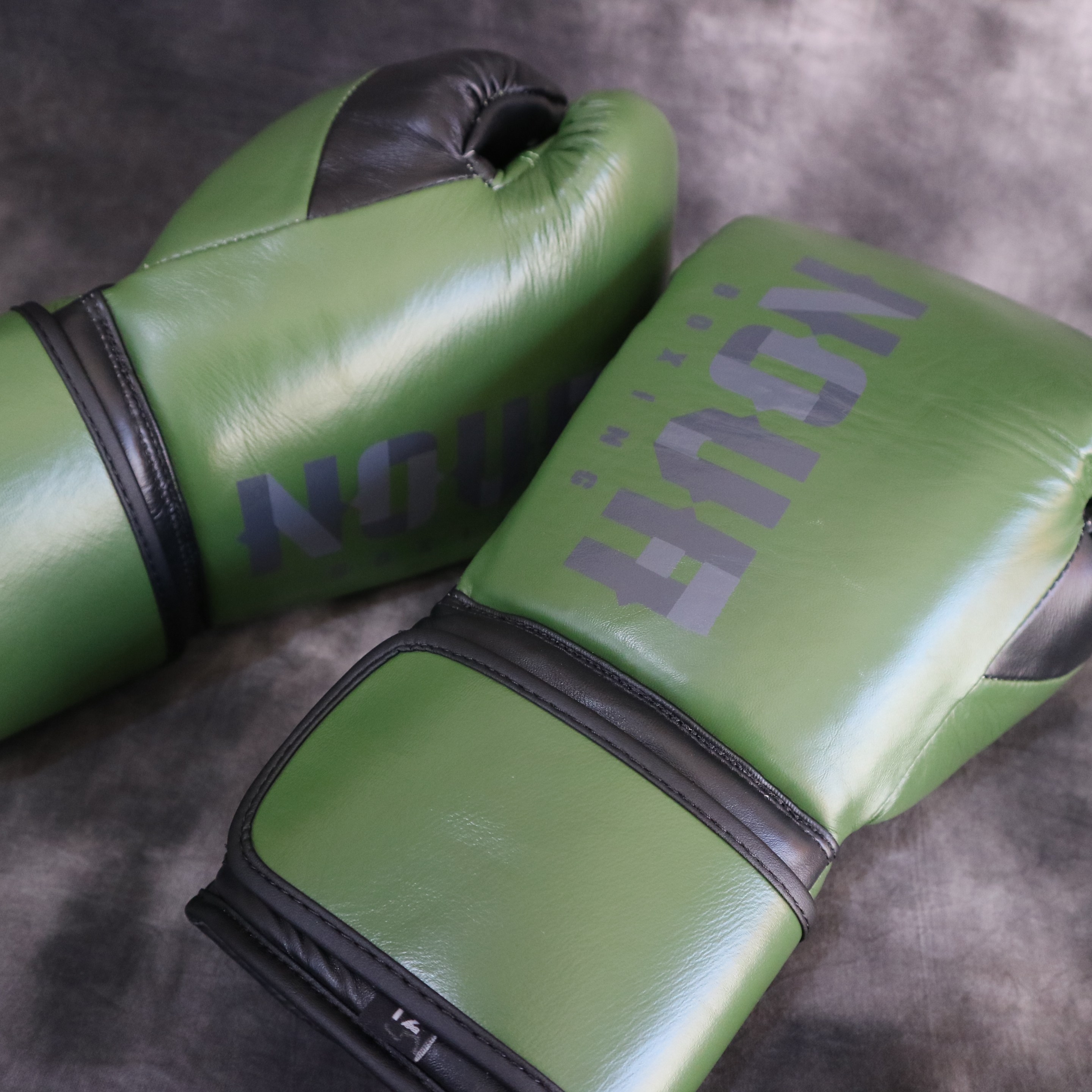 NOVABOXING 노바복싱 778 복싱글러브 (천연소가죽) 140,600원