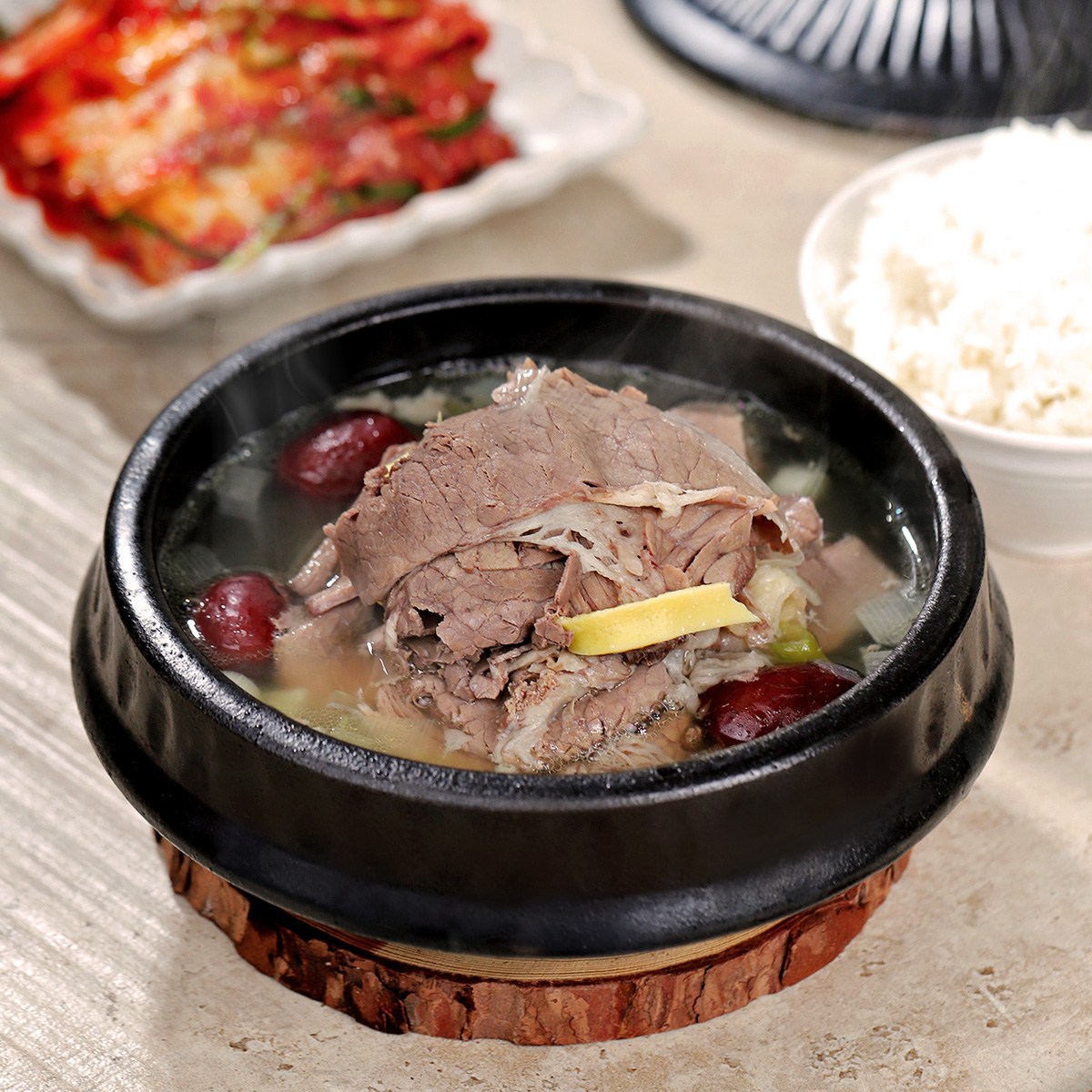 쿡대밥상 둘이 먹어도 충분한 차돌 양지 영양탕, 5개, 800g 52,900원