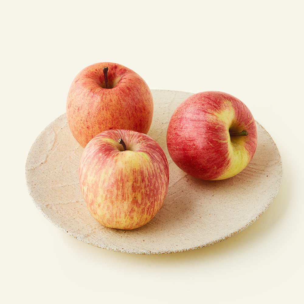 [로켓프레시] 유기농 인증 사과 대과 3개입 21,000원