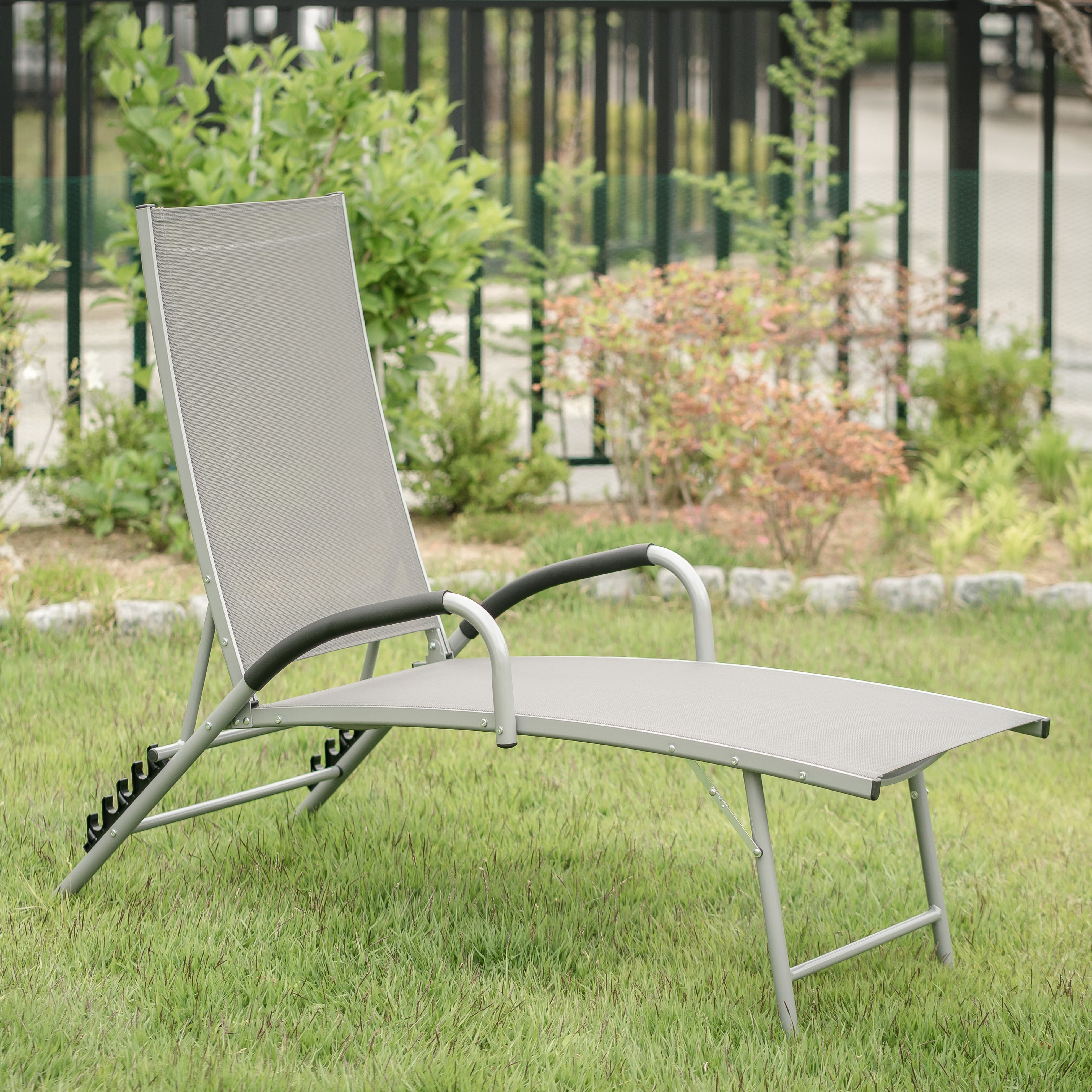 아웃네스트 아웃도어 각도조절 접이식 선베드 99,990원