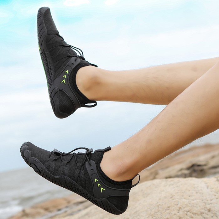 하모리 발편한 초경량 서핑슈즈 남녀공용 수영장 워터파크 물놀이 신발 커플 아쿠아슈즈 19,200원