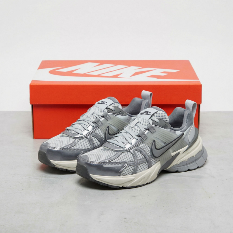 [국내매장판] 나이키 V2K 런 남성 여성 런닝화 경량 쿠션 운동화 데일리 스니커즈 129,000원