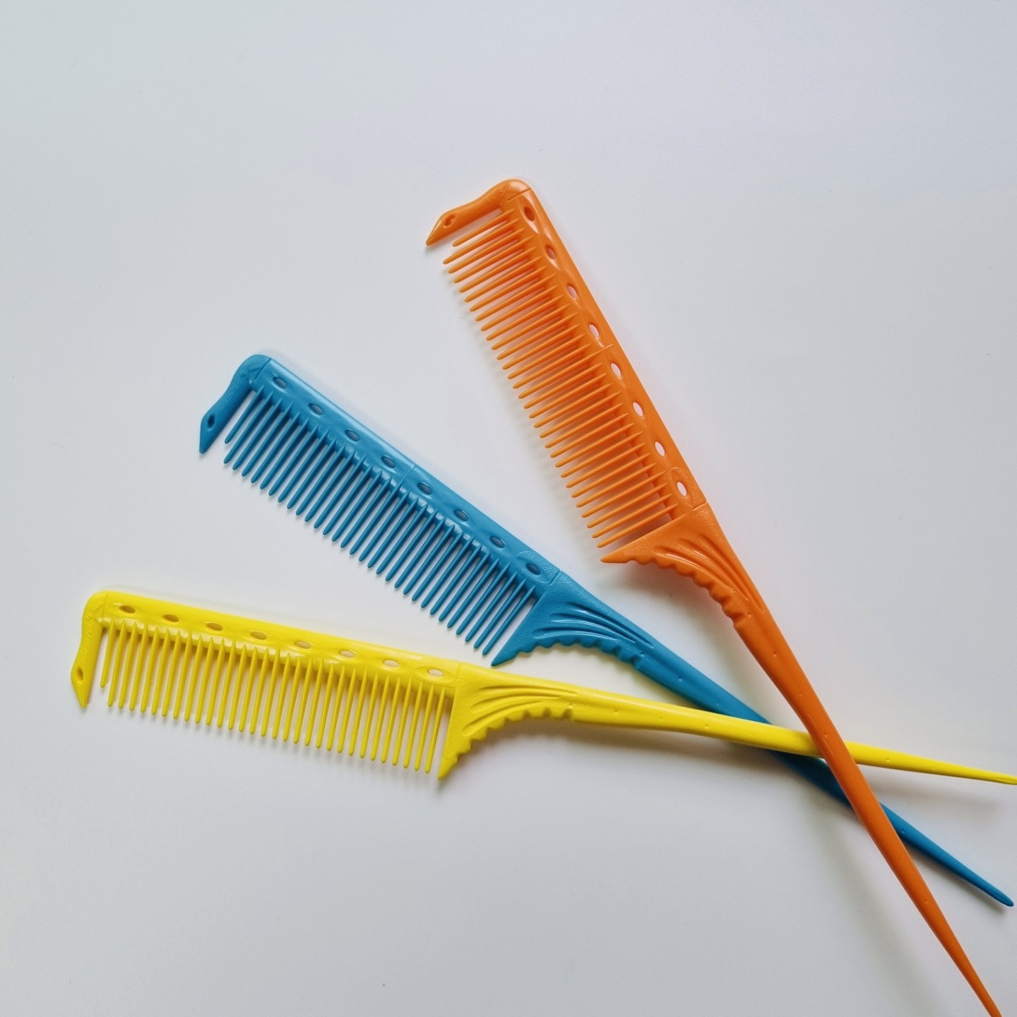 [빗나라]꼬리빗 Y.S.PARK-185 전문가용, 1개, 노랑(Yellow) 16,000원