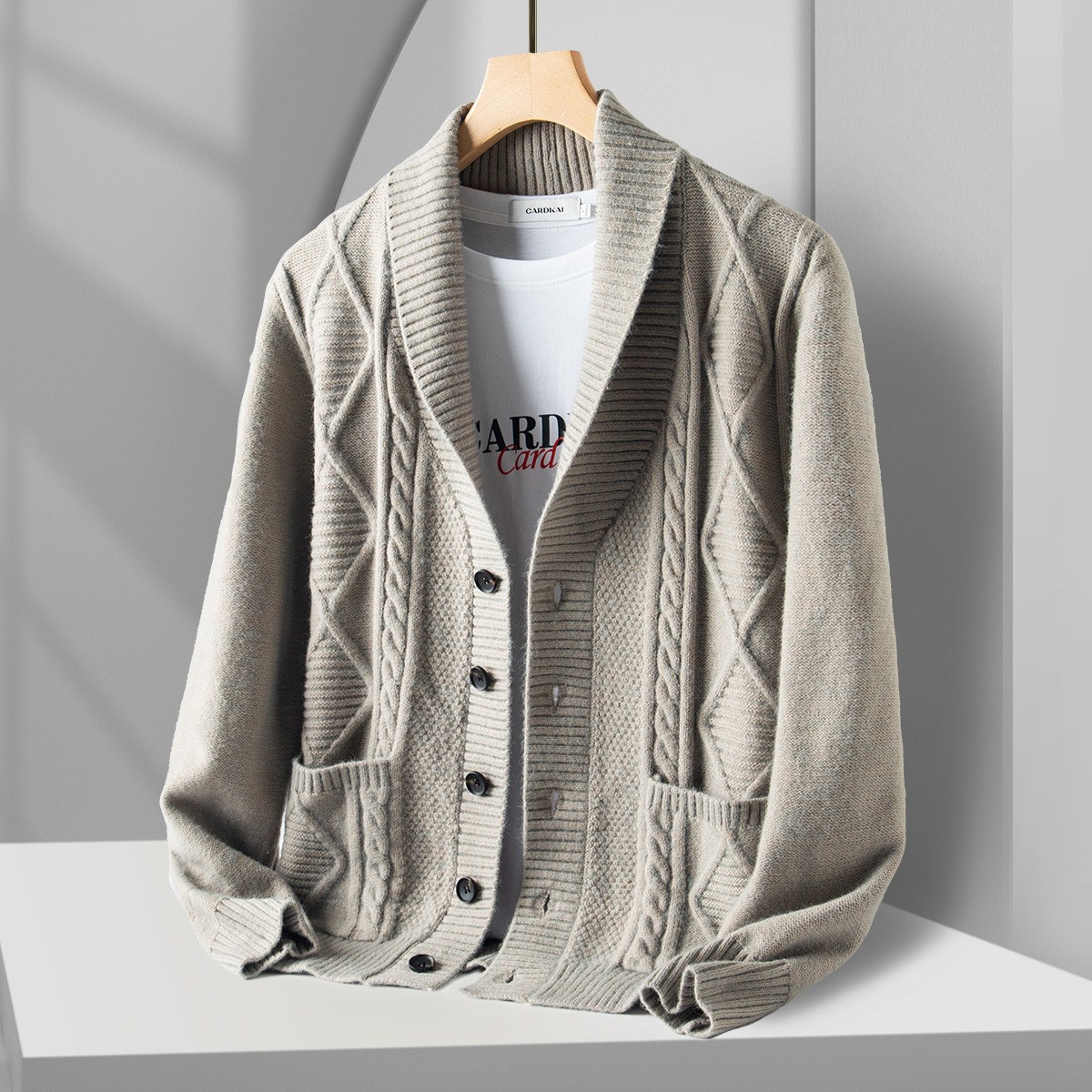 Luspirez 남성 캐주얼 숄카라 니트 꽈배기 가디건 43,800원